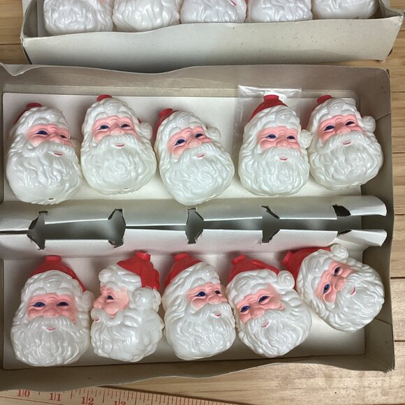 Vintage Santa Clause Heads String Light Covers (2 boxes) - Picture 1 of 13